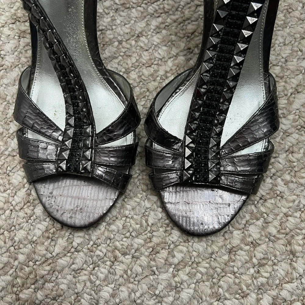 Nina strappy metal gray silver black heels size 10 - Picture 3 of 7